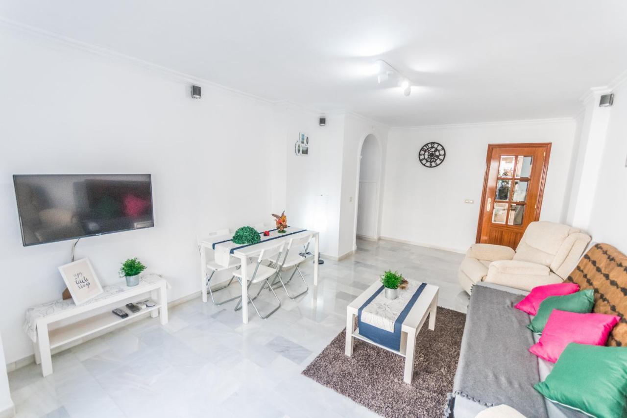 Cubo'S Apartamento Origen Del Sur Apartment Малага Екстериор снимка
